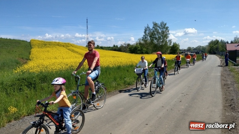 Zdjęcie w galerii na portalu naszraciborz.pl: Sobota na dwóch kółkach z raciborską biblioteką wiadomości z regionu