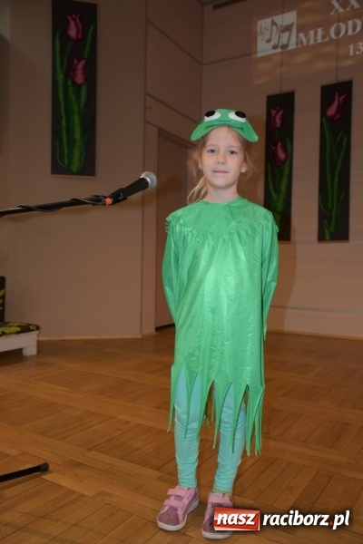 Zdjęcie w galerii na portalu naszraciborz.pl: Młode talenty na scenie w Tworkowie  wiadomości z regionu