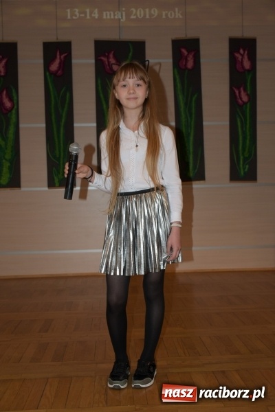 Zdjęcie w galerii na portalu naszraciborz.pl: Młode talenty na scenie w Tworkowie  wiadomości z regionu