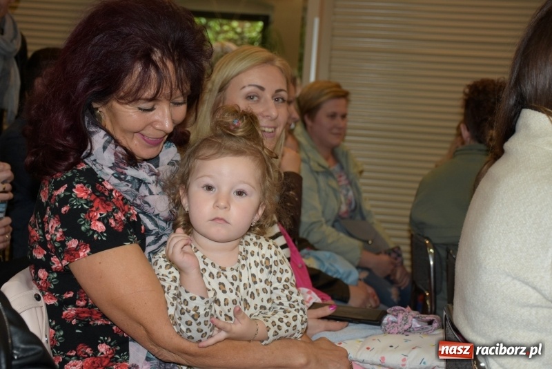 Zdjęcie w galerii na portalu naszraciborz.pl: Młode talenty na scenie w Tworkowie  wiadomości z regionu