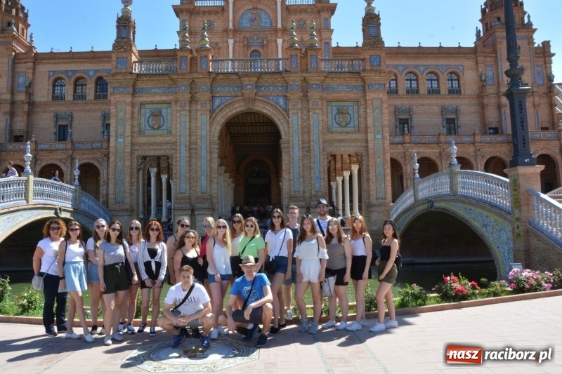 Zdjęcie w galerii na portalu naszraciborz.pl: Cel Granada. Raciborzanie na zagranicznych praktykach  wiadomości z regionu