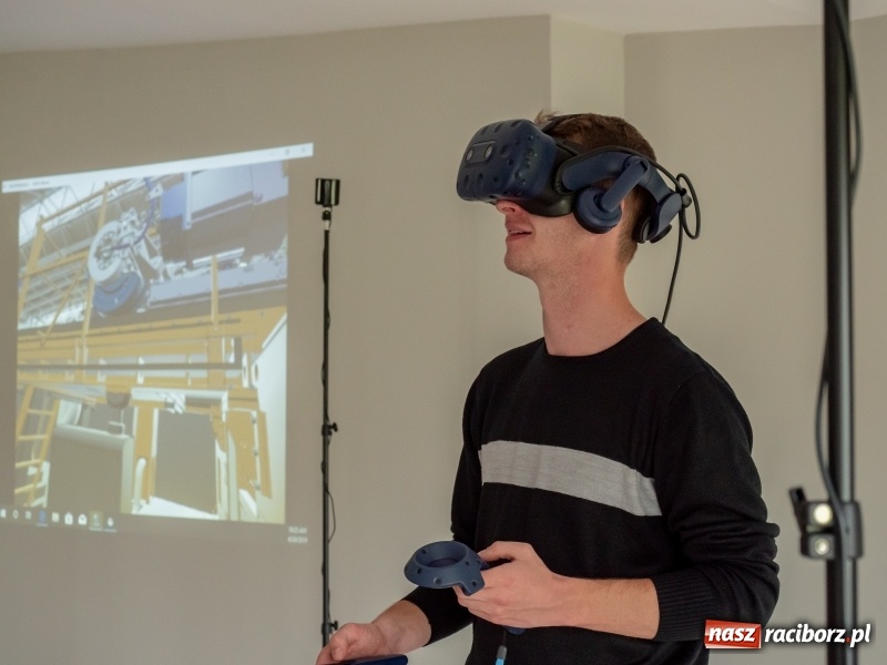 Zdjęcie w galerii na portalu naszraciborz.pl: Koltech zorganizował warsztaty VR dla studentów Automatyki i Robotyki wiadomości z regionu