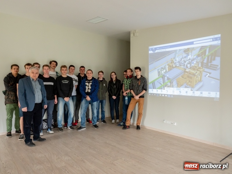 Zdjęcie w galerii na portalu naszraciborz.pl: Koltech zorganizował warsztaty VR dla studentów Automatyki i Robotyki wiadomości z regionu