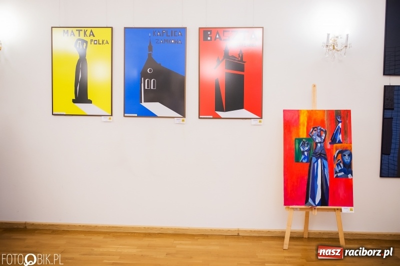 Zdjęcie w galerii na portalu naszraciborz.pl: Debiut. Wernisaż prac uczniów Liceum Plastycznego na Zamku Piastowskim wiadomości z regionu