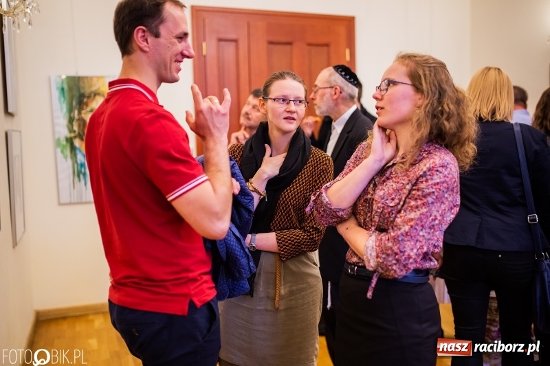 Zdjęcie w galerii na portalu naszraciborz.pl: Debiut. Wernisaż prac uczniów Liceum Plastycznego na Zamku Piastowskim wiadomości z regionu