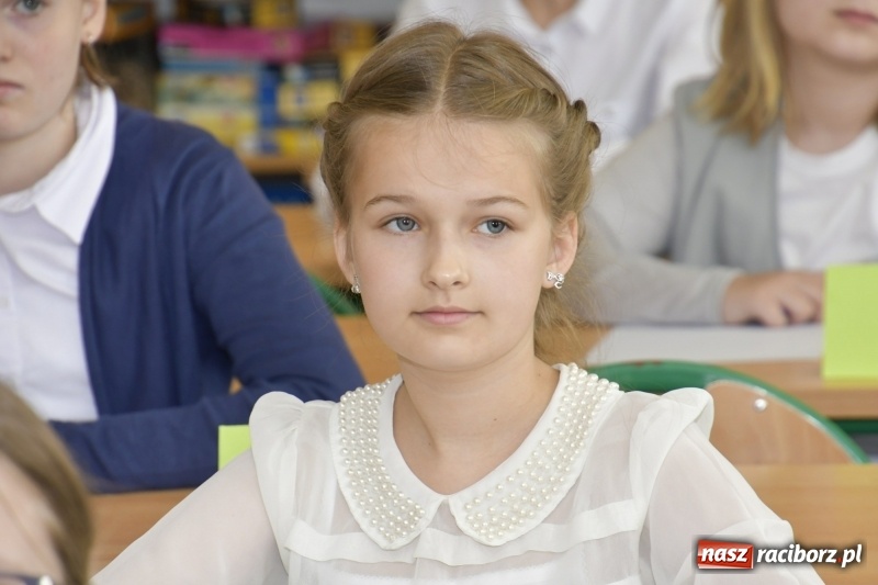 Zdjęcie w galerii na portalu naszraciborz.pl: Po raz 27. rywalizowali o tytuł Mistrza Ortografii wiadomości z regionu