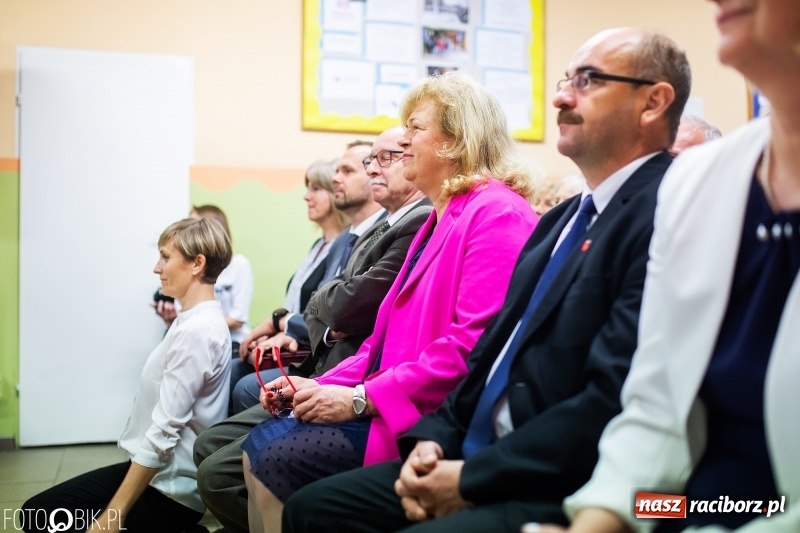 Zdjęcie w galerii na portalu naszraciborz.pl: Szkoła w Wojnowicach obchodzi 115-lecie powstania. Dziś jubilatka witała zacnych gości wiadomości z regionu