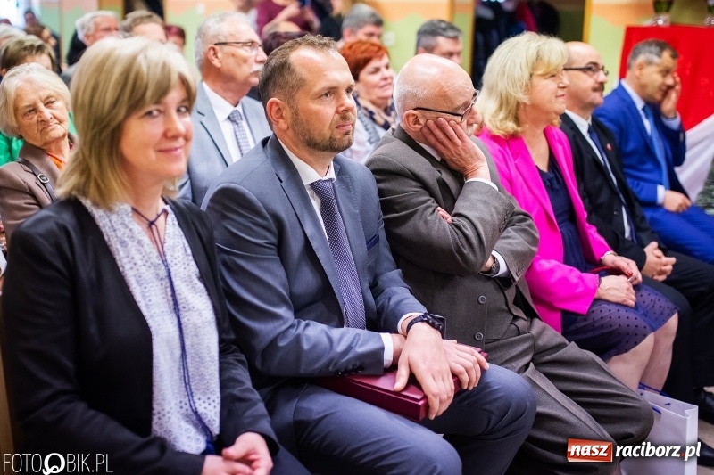 Zdjęcie w galerii na portalu naszraciborz.pl: Szkoła w Wojnowicach obchodzi 115-lecie powstania. Dziś jubilatka witała zacnych gości wiadomości z regionu