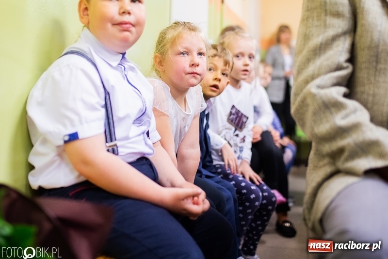 Zdjęcie w galerii na portalu naszraciborz.pl: Szkoła w Wojnowicach obchodzi 115-lecie powstania. Dziś jubilatka witała zacnych gości wiadomości z regionu
