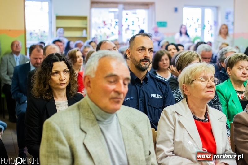 Zdjęcie w galerii na portalu naszraciborz.pl: Szkoła w Wojnowicach obchodzi 115-lecie powstania. Dziś jubilatka witała zacnych gości wiadomości z regionu