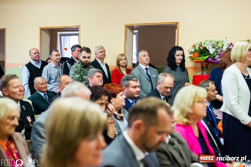 Zdjęcie w galerii na portalu naszraciborz.pl: Szkoła w Wojnowicach obchodzi 115-lecie powstania. Dziś jubilatka witała zacnych gości wiadomości z regionu