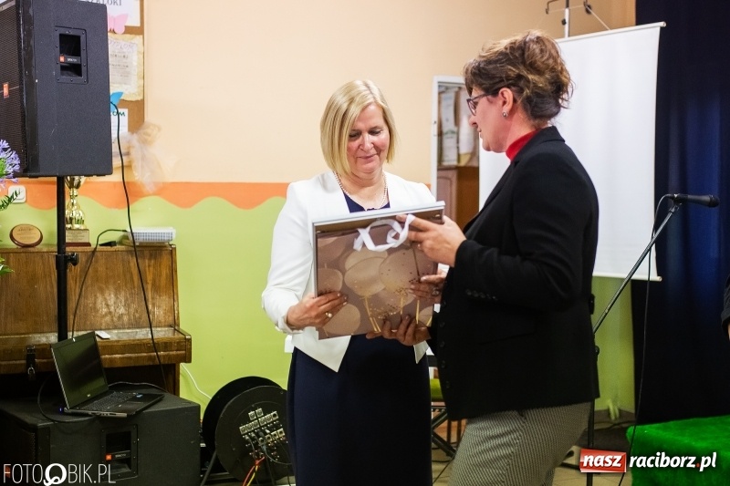 Zdjęcie w galerii na portalu naszraciborz.pl: Szkoła w Wojnowicach obchodzi 115-lecie powstania. Dziś jubilatka witała zacnych gości wiadomości z regionu