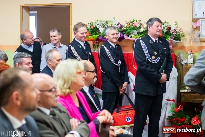 Zdjęcie w galerii na portalu naszraciborz.pl: Szkoła w Wojnowicach obchodzi 115-lecie powstania. Dziś jubilatka witała zacnych gości wiadomości z regionu