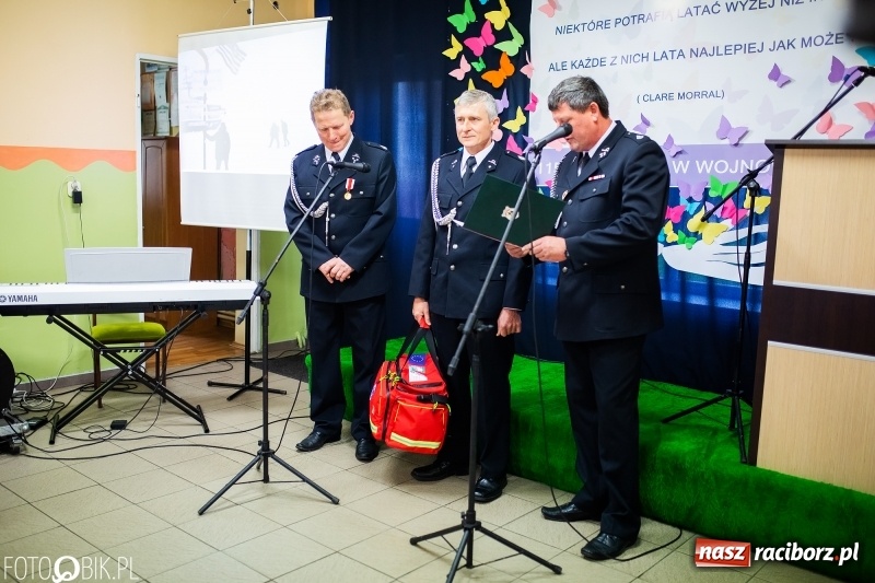 Zdjęcie w galerii na portalu naszraciborz.pl: Szkoła w Wojnowicach obchodzi 115-lecie powstania. Dziś jubilatka witała zacnych gości wiadomości z regionu
