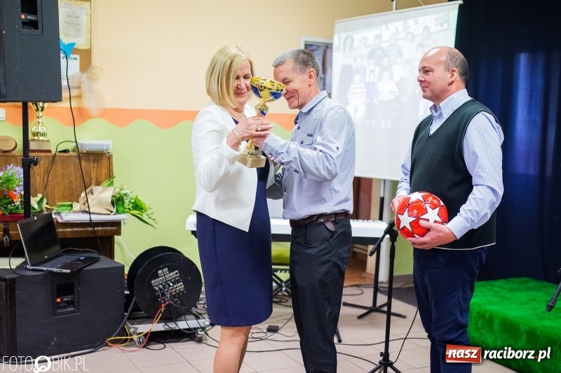 Zdjęcie w galerii na portalu naszraciborz.pl: Szkoła w Wojnowicach obchodzi 115-lecie powstania. Dziś jubilatka witała zacnych gości wiadomości z regionu