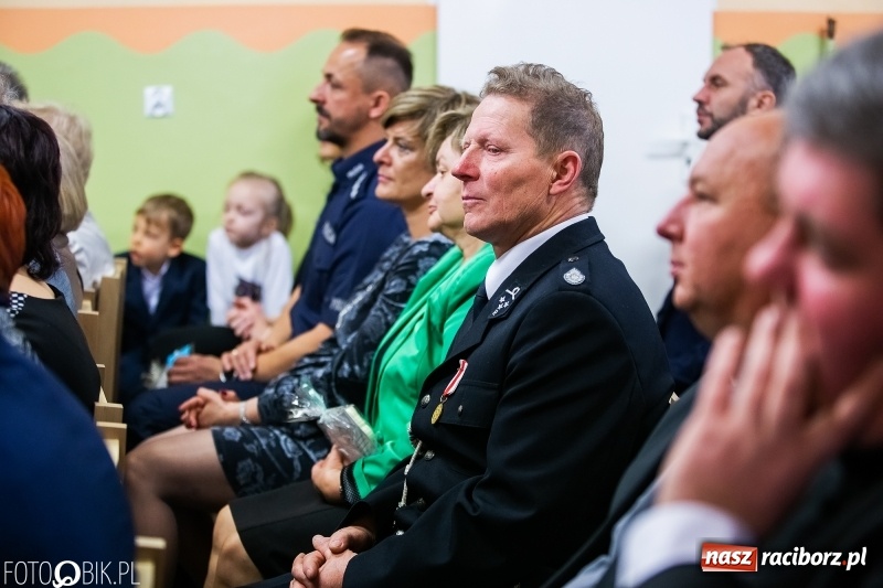 Zdjęcie w galerii na portalu naszraciborz.pl: Szkoła w Wojnowicach obchodzi 115-lecie powstania. Dziś jubilatka witała zacnych gości wiadomości z regionu