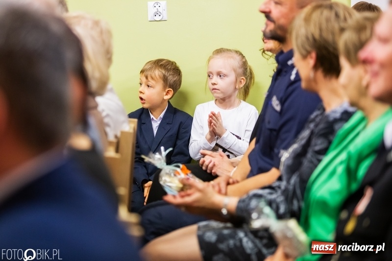 Zdjęcie w galerii na portalu naszraciborz.pl: Szkoła w Wojnowicach obchodzi 115-lecie powstania. Dziś jubilatka witała zacnych gości wiadomości z regionu