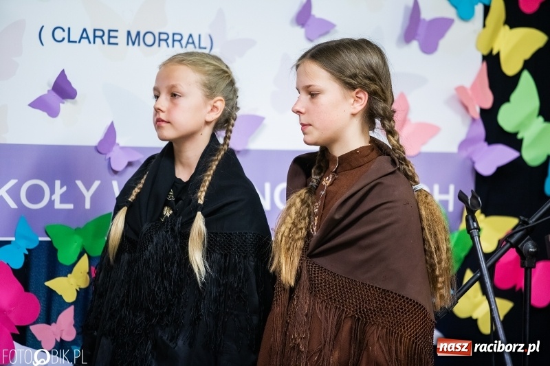 Zdjęcie w galerii na portalu naszraciborz.pl: Szkoła w Wojnowicach obchodzi 115-lecie powstania. Dziś jubilatka witała zacnych gości wiadomości z regionu