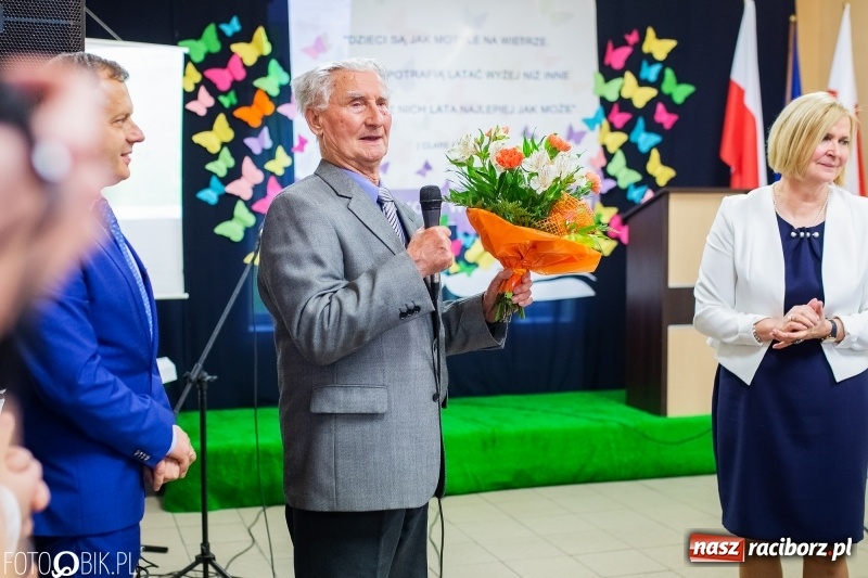 Zdjęcie w galerii na portalu naszraciborz.pl: Szkoła w Wojnowicach obchodzi 115-lecie powstania. Dziś jubilatka witała zacnych gości wiadomości z regionu