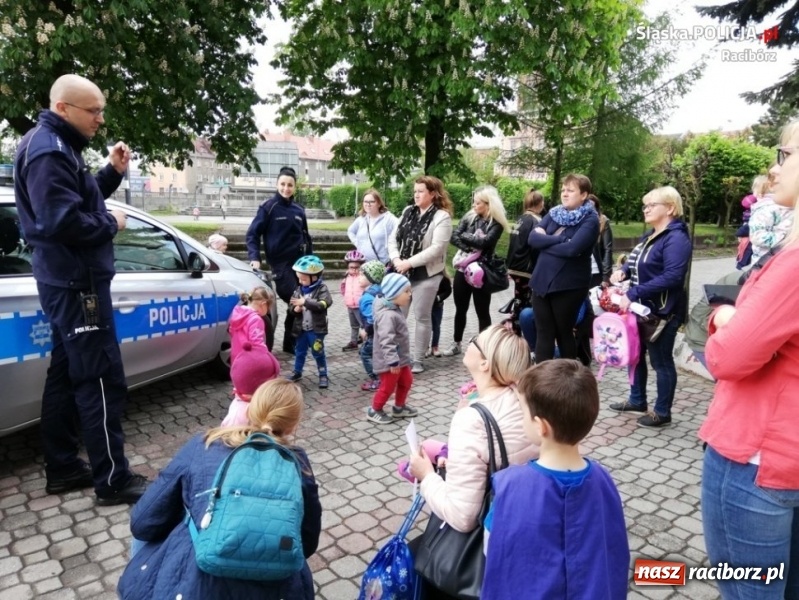 Zdjęcie w galerii na portalu naszraciborz.pl: Rowerowy turniej dla najmłodszych pod okiem dzielnicowych wiadomości z regionu