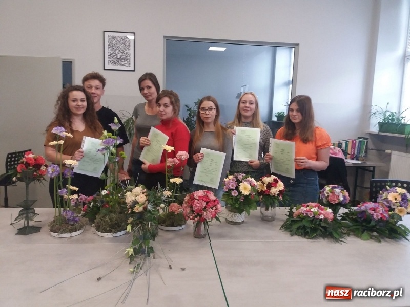 Zdjęcie w galerii na portalu naszraciborz.pl: Uczniowie CKZiU nr 1 praktykują u najlepszych  wiadomości z regionu