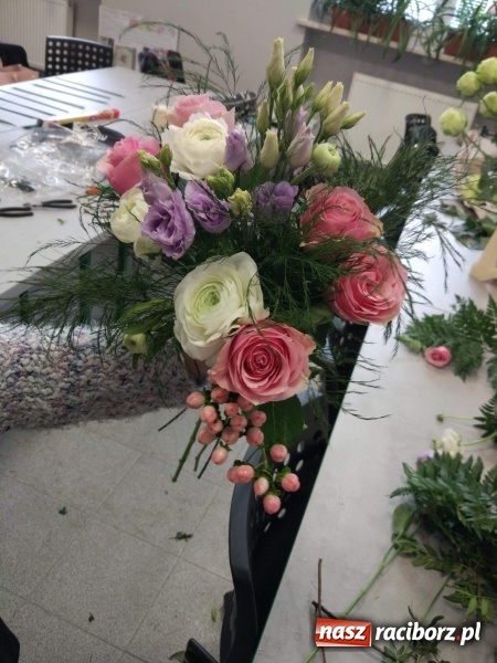 Zdjęcie w galerii na portalu naszraciborz.pl: Uczniowie CKZiU nr 1 praktykują u najlepszych  wiadomości z regionu