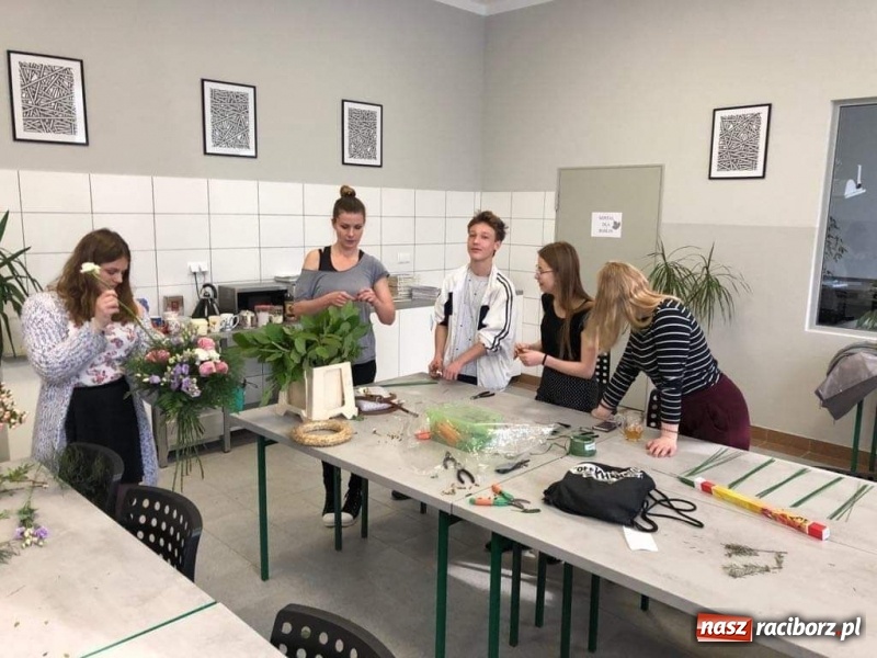 Zdjęcie w galerii na portalu naszraciborz.pl: Uczniowie CKZiU nr 1 praktykują u najlepszych  wiadomości z regionu