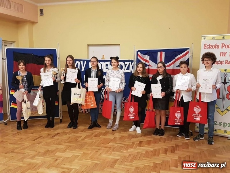 Zdjęcie w galerii na portalu naszraciborz.pl: Raciborzanie zwycięzcami wojewódzkich konkursów językowych w Szkole Podstawowej nr 18 wiadomości z regionu