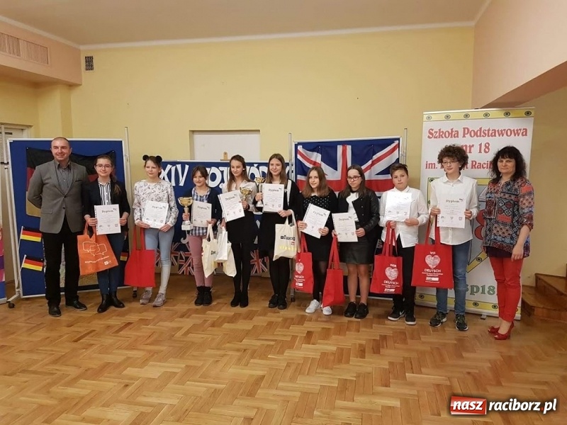 Zdjęcie w galerii na portalu naszraciborz.pl: Raciborzanie zwycięzcami wojewódzkich konkursów językowych w Szkole Podstawowej nr 18 wiadomości z regionu
