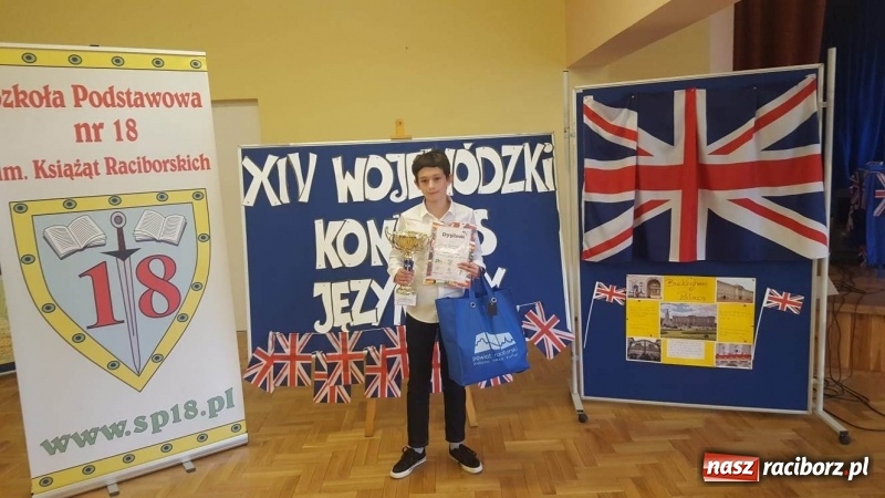 Zdjęcie w galerii na portalu naszraciborz.pl: Raciborzanie zwycięzcami wojewódzkich konkursów językowych w Szkole Podstawowej nr 18 wiadomości z regionu
