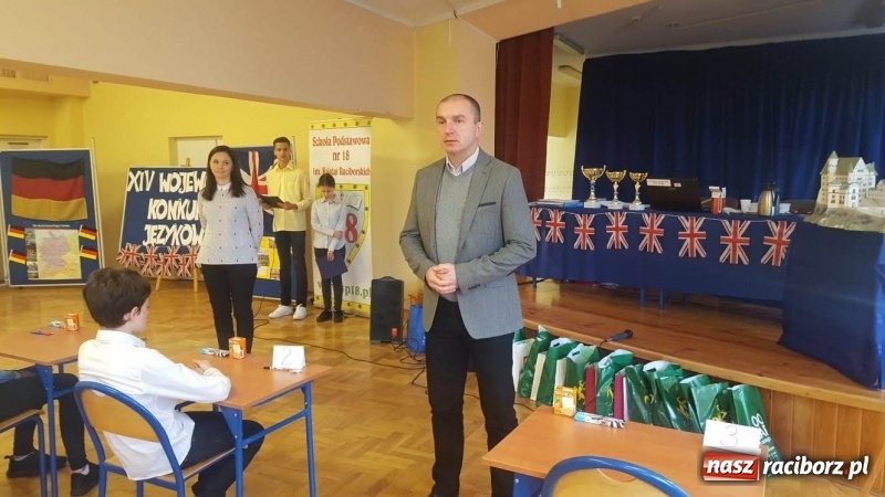 Zdjęcie w galerii na portalu naszraciborz.pl: Raciborzanie zwycięzcami wojewódzkich konkursów językowych w Szkole Podstawowej nr 18 wiadomości z regionu