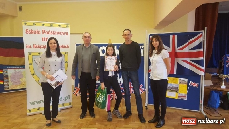 Zdjęcie w galerii na portalu naszraciborz.pl: Raciborzanie zwycięzcami wojewódzkich konkursów językowych w Szkole Podstawowej nr 18 wiadomości z regionu
