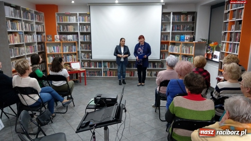 Zdjęcie w galerii na portalu naszraciborz.pl: Klub Przyjaciół Biblioteki na Ostrogu z wizytą w Armenii wiadomości z regionu