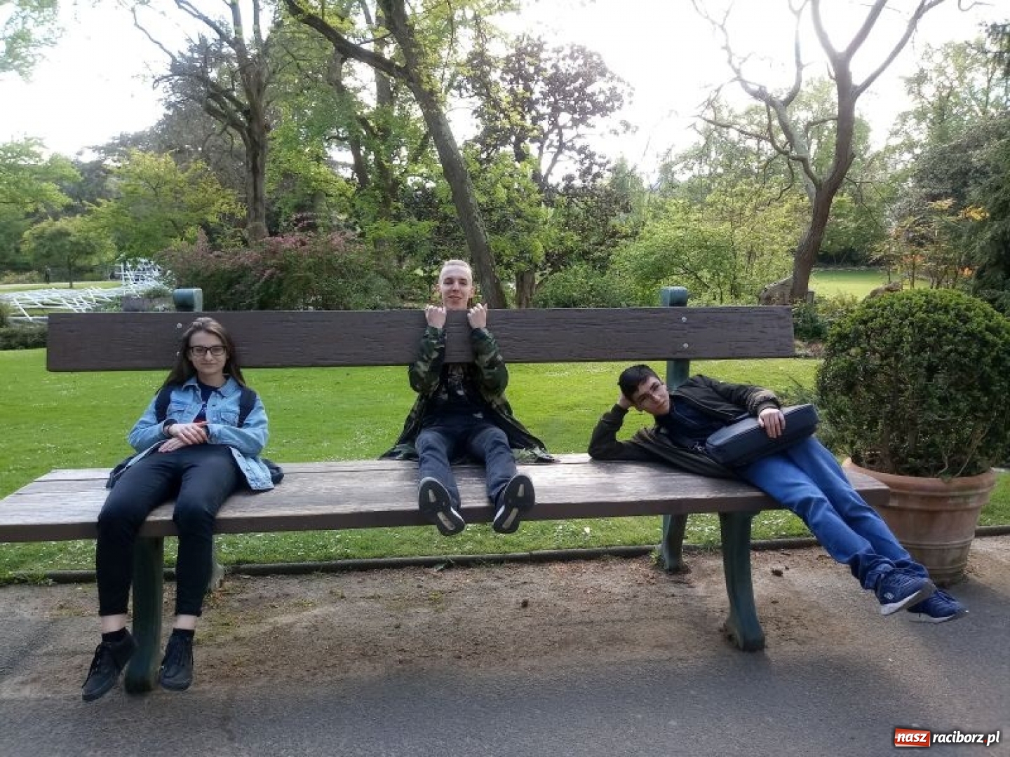 Zdjęcie w galerii na portalu naszraciborz.pl: Uczniowie Mechanika na praktykach zawodowych we Francji wiadomości z regionu