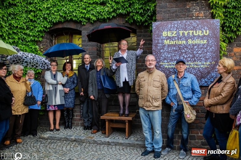 Zdjęcie w galerii na portalu naszraciborz.pl: Noc w raciborskim Muzeum ze starą fotografią wiadomości z regionu