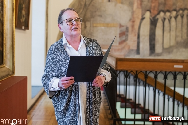 Zdjęcie w galerii na portalu naszraciborz.pl: Noc w raciborskim Muzeum ze starą fotografią wiadomości z regionu