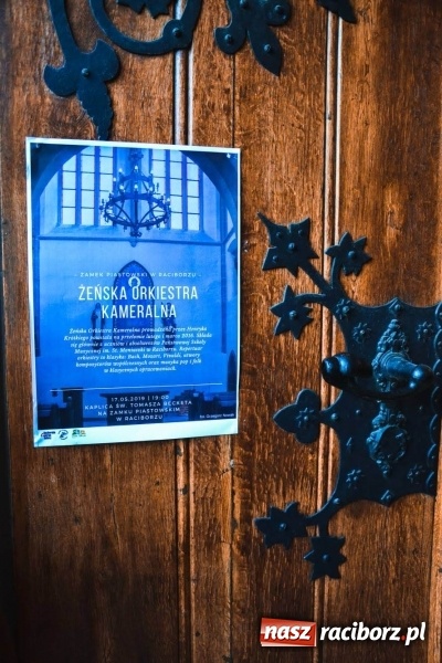 Zdjęcie w galerii na portalu naszraciborz.pl: Żeńska Orkiestra Kameralna zagrała w kaplicy zamkowej  wiadomości z regionu