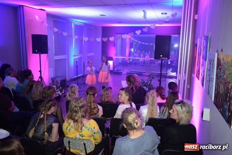 Zdjęcie w galerii na portalu naszraciborz.pl: Dla Ciebie Mamo w Kuźni Kultury  wiadomości z regionu