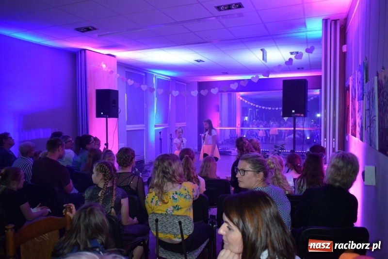 Zdjęcie w galerii na portalu naszraciborz.pl: Dla Ciebie Mamo w Kuźni Kultury  wiadomości z regionu