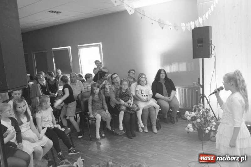 Zdjęcie w galerii na portalu naszraciborz.pl: Dla Ciebie Mamo w Kuźni Kultury  wiadomości z regionu