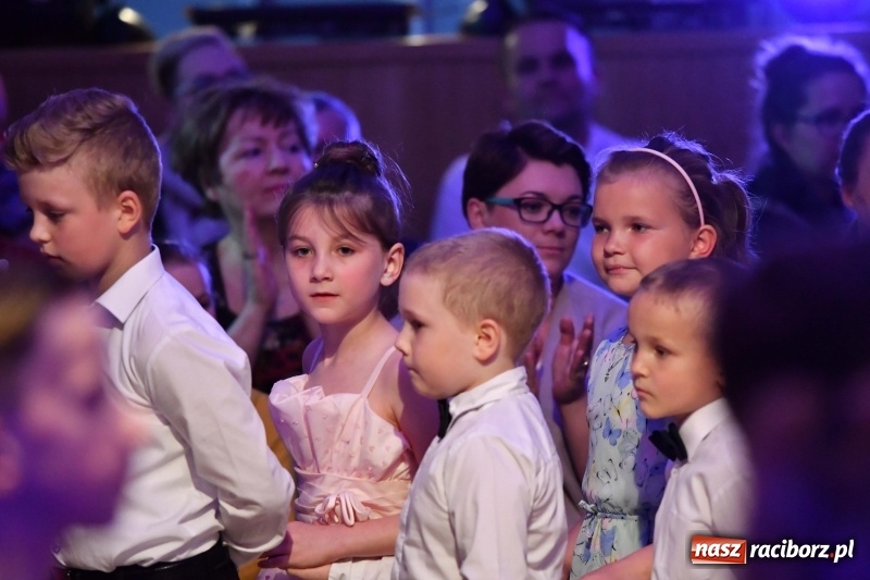 Zdjęcie w galerii na portalu naszraciborz.pl: Wiosenny taneczny pląs w MDK [FOTO] wiadomości z regionu