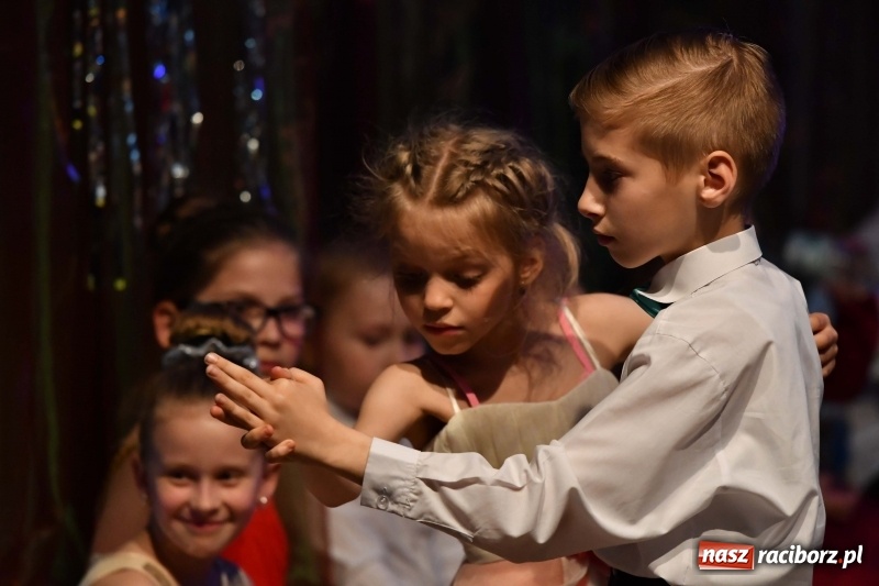 Zdjęcie w galerii na portalu naszraciborz.pl: Wiosenny taneczny pląs w MDK [FOTO] wiadomości z regionu
