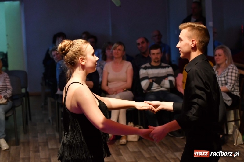 Zdjęcie w galerii na portalu naszraciborz.pl: Wiosenny taneczny pląs w MDK [FOTO] wiadomości z regionu