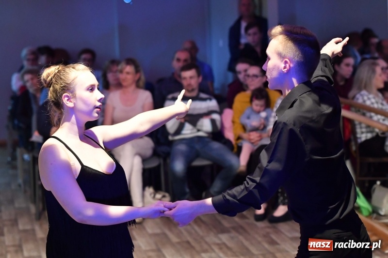 Zdjęcie w galerii na portalu naszraciborz.pl: Wiosenny taneczny pląs w MDK [FOTO] wiadomości z regionu