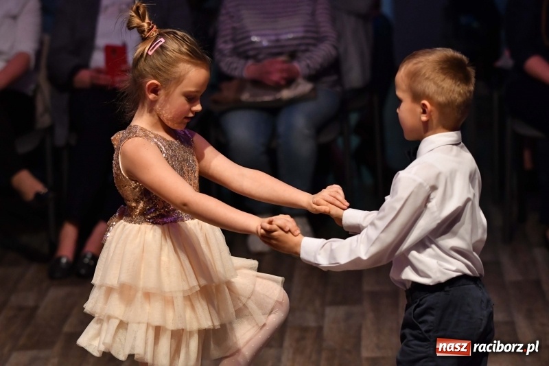 Zdjęcie w galerii na portalu naszraciborz.pl: Wiosenny taneczny pląs w MDK [FOTO] wiadomości z regionu
