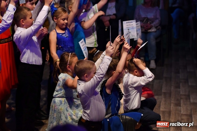 Zdjęcie w galerii na portalu naszraciborz.pl: Wiosenny taneczny pląs w MDK [FOTO] wiadomości z regionu