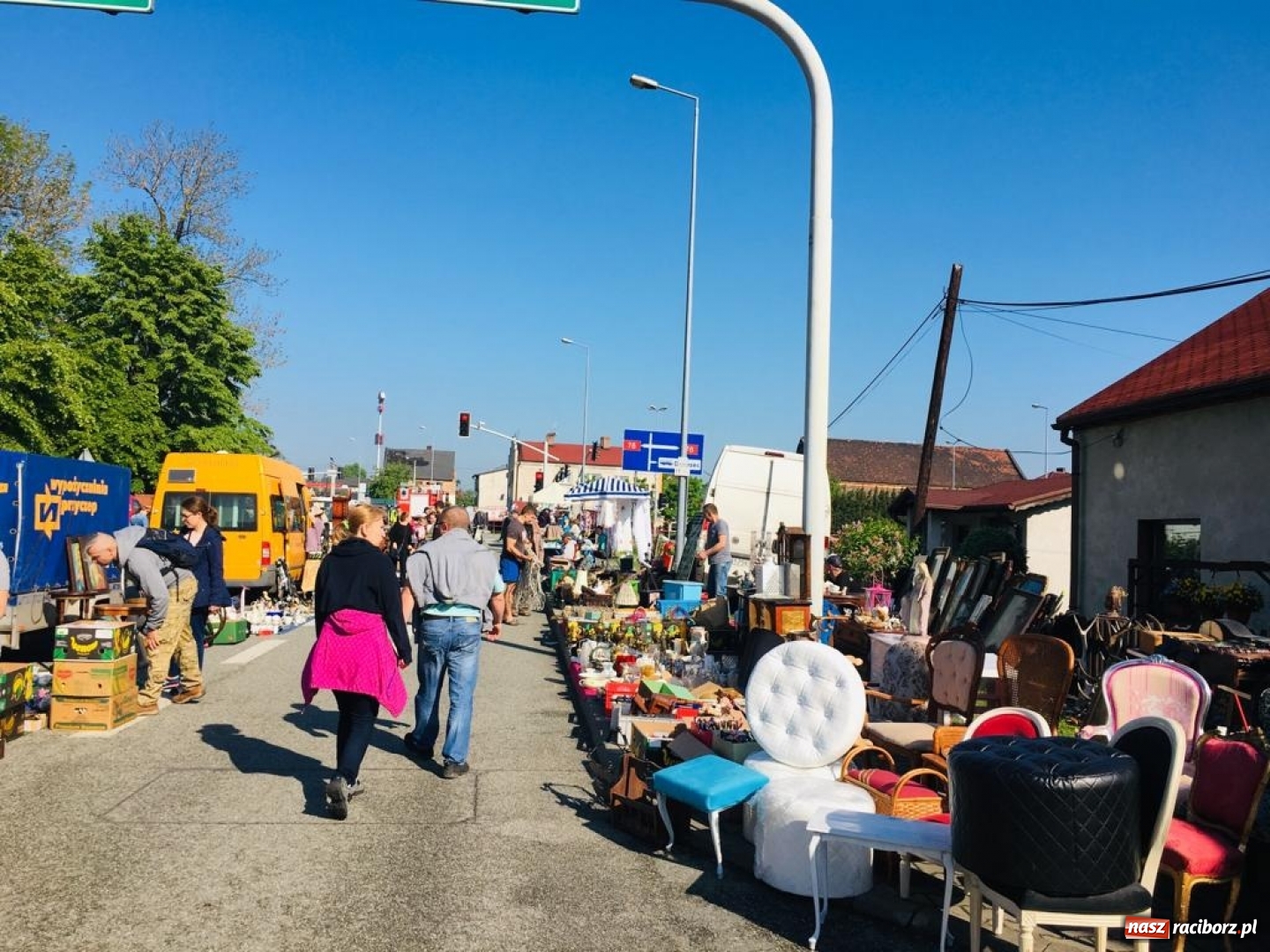 Zdjęcie w galerii na portalu naszraciborz.pl: Ruszył dwudniowy jarmark w Chałupkach  wiadomości z regionu