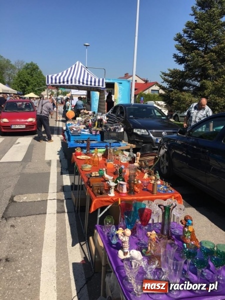 Zdjęcie w galerii na portalu naszraciborz.pl: Ruszył dwudniowy jarmark w Chałupkach  wiadomości z regionu