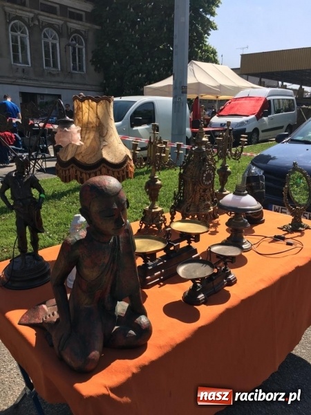 Zdjęcie w galerii na portalu naszraciborz.pl: Ruszył dwudniowy jarmark w Chałupkach  wiadomości z regionu