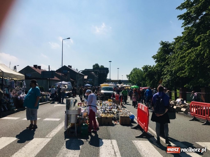 Zdjęcie w galerii na portalu naszraciborz.pl: Ruszył dwudniowy jarmark w Chałupkach  wiadomości z regionu